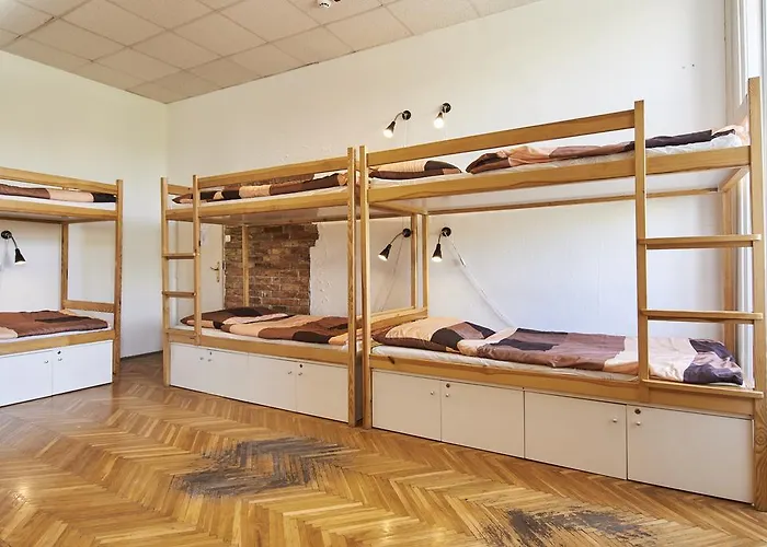 Апартаменты B3 *